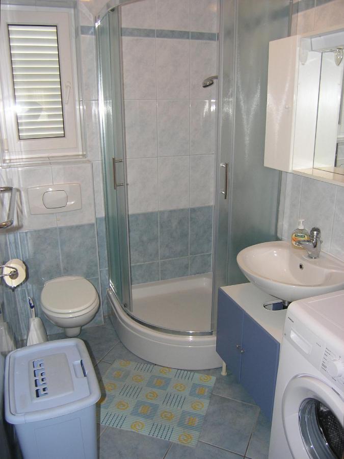 Apartments Biljana For Relaxing Holidays In Baska Zewnętrze zdjęcie