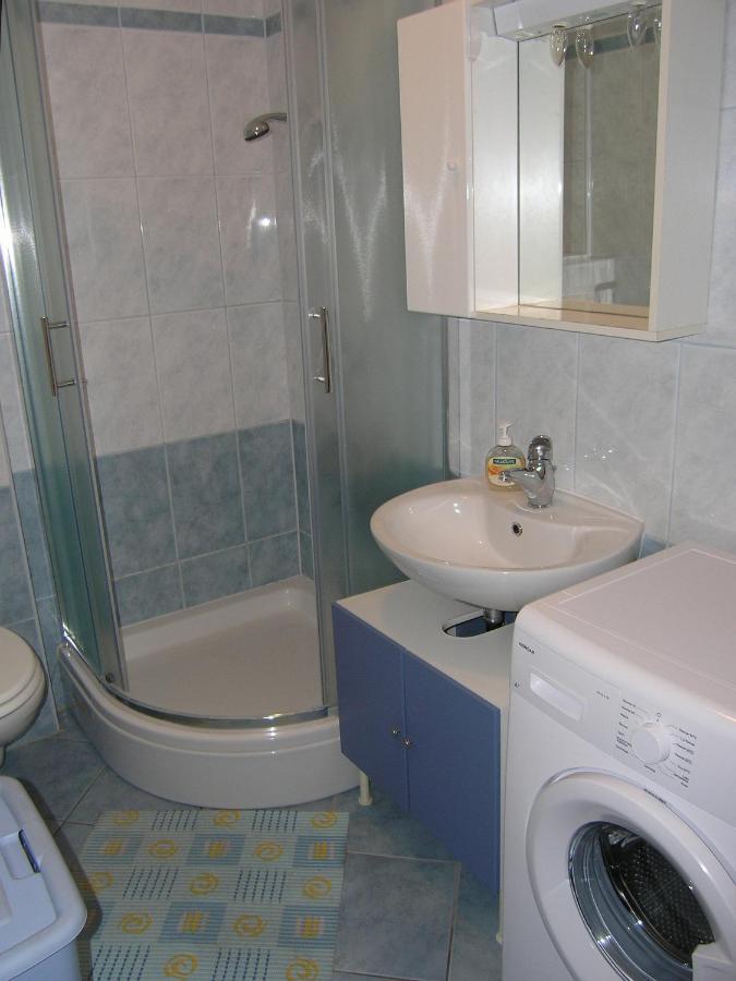 Apartments Biljana For Relaxing Holidays In Baska Zewnętrze zdjęcie